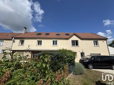 Maison - 247 m² - 8 pièces