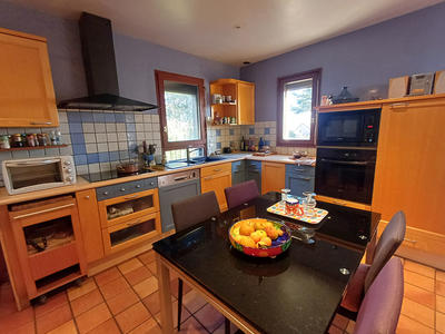 Maison - 167 m² - 9 pièces