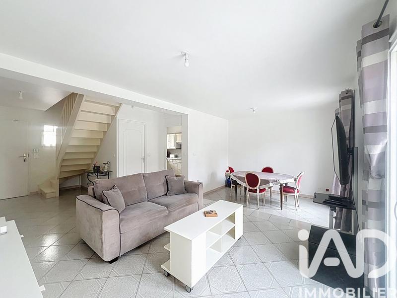 Maison - 94 m² - 4 pièces