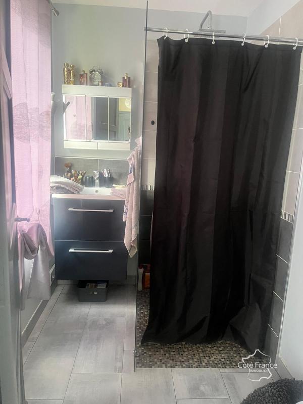 Maison de village - 166 m² - 8 pièces