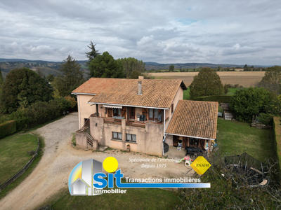 Maison - 147 m² - 7 pièces