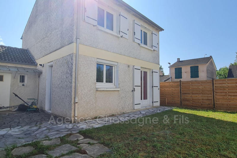 Maison - 89 m² - 6 pièces