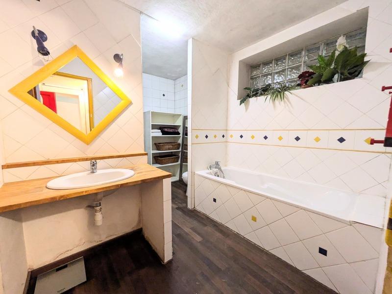 Maison - 207 m² - 7 pièces