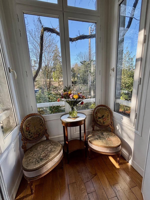 Maison - 142 m² - 8 pièces