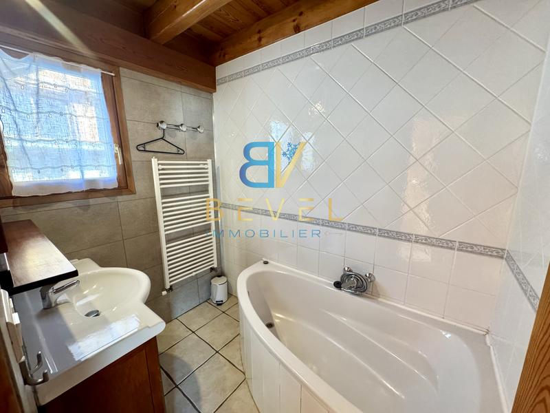 Châlet - 136 m² - 6 pièces