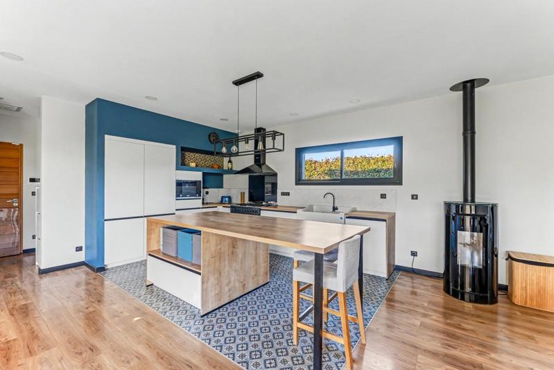 Maison - 140 m² - 4 pièces