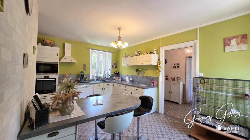 Maison - 150 m² - 6 pièces