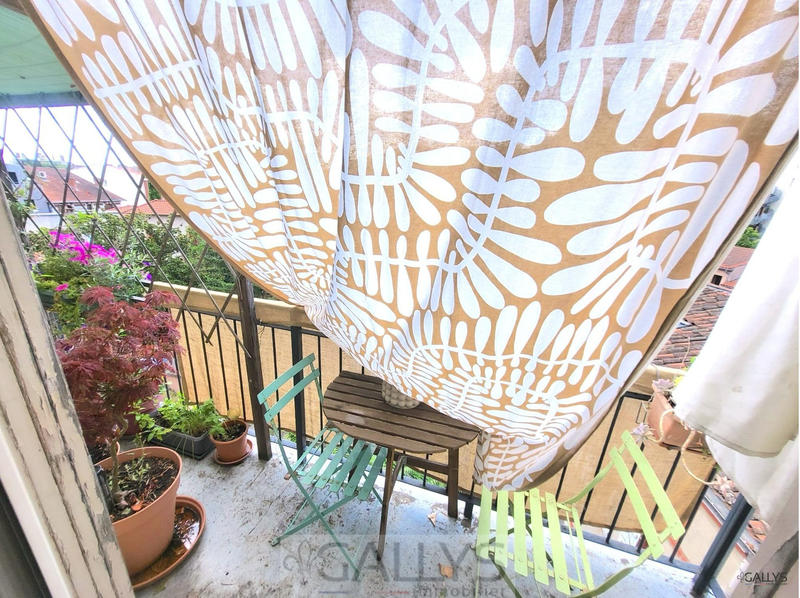 Appartement - 80 m² - 3 pièces