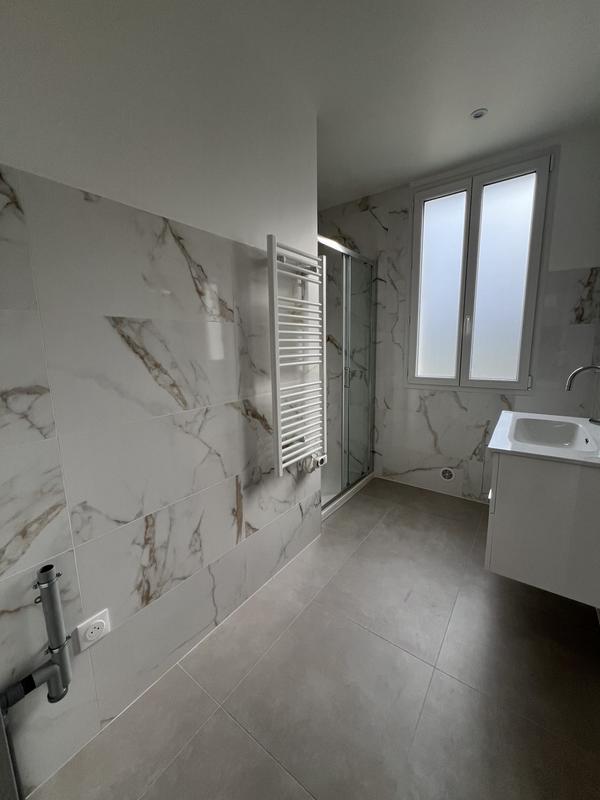 Appartement - 79 m² - 4 pièces