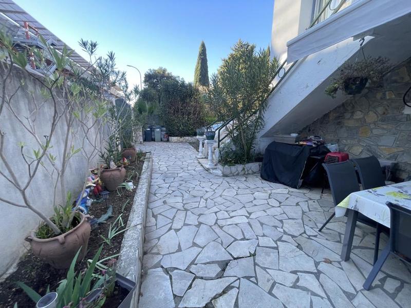 Maison de ville - 64 m² - 4 pièces