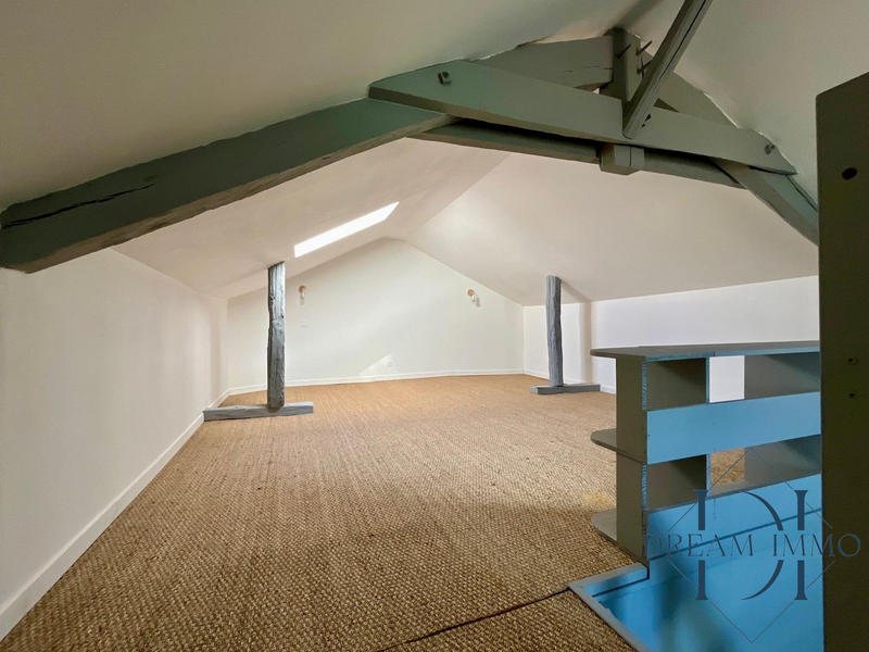 Maison - 168 m² - 4 pièces