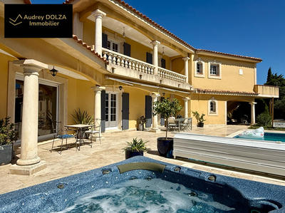 Maison - 186 m² - 8 pièces