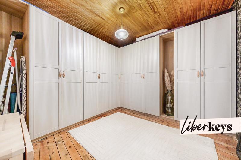 Duplex - 197 m² - 7 pièces