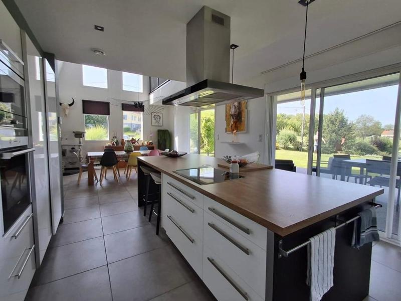 Maison - 162 m² - 6 pièces