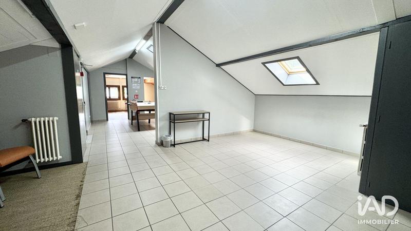Local commercial - 1 235 m²