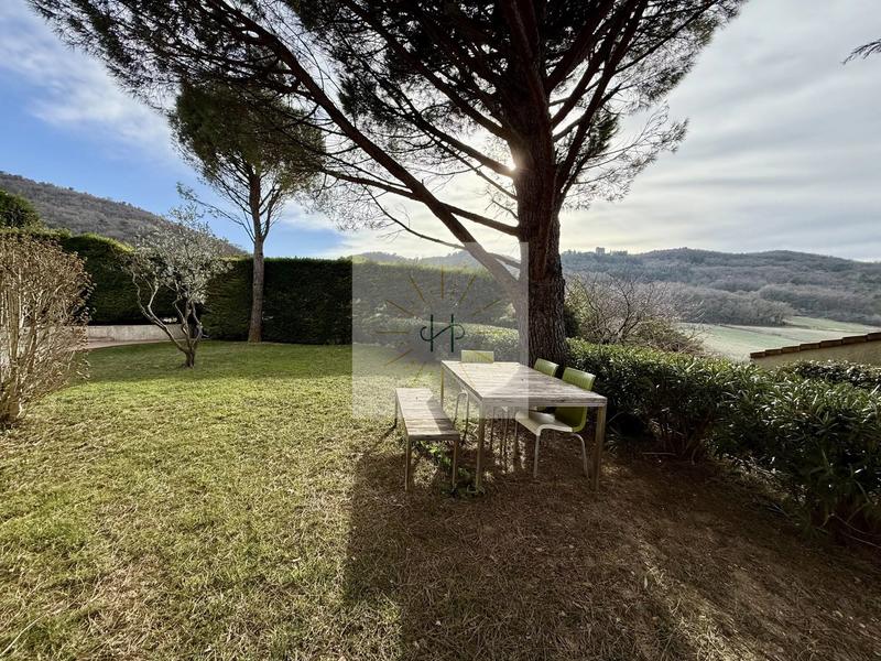 Maison - 173 m² - 7 pièces