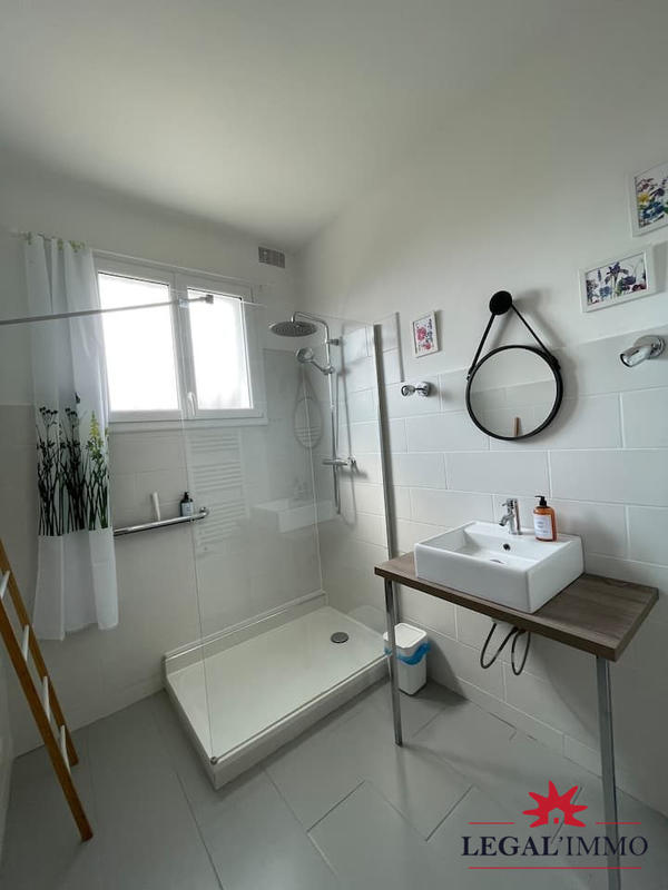 Villa - 248 m² - 7 pièces