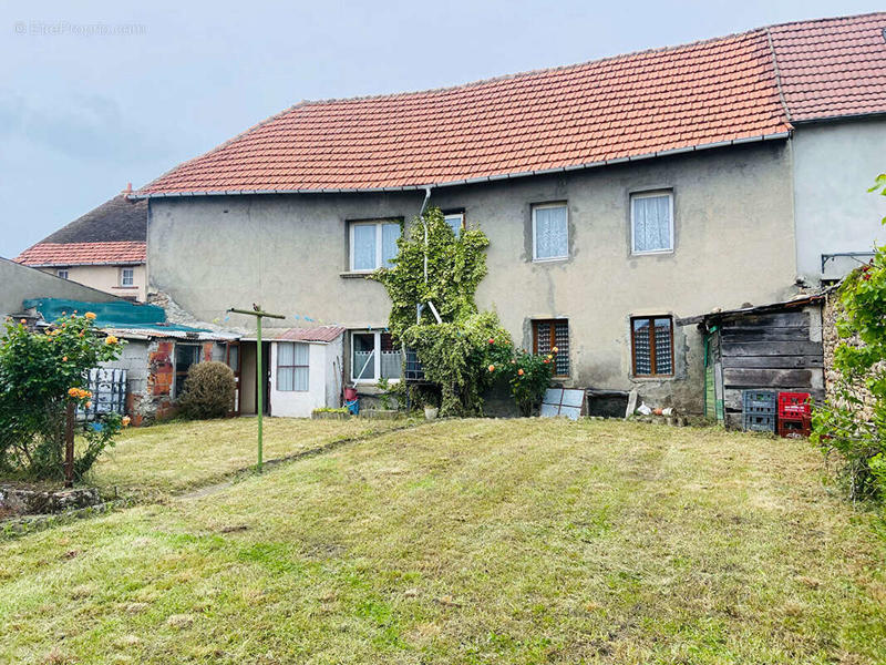 Maison de village - 121 m² - 5 pièces