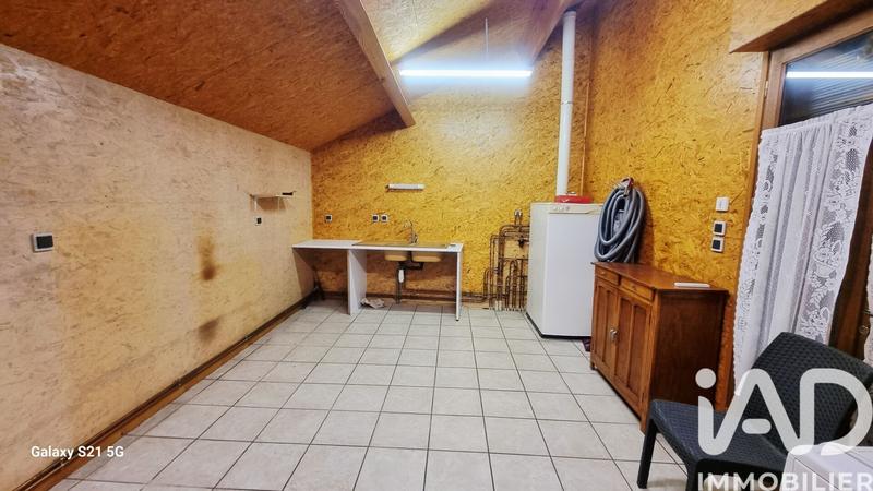 Maison - 202 m² - 5 pièces