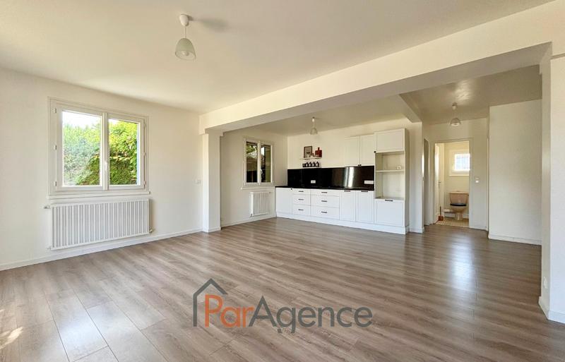 Maison - 120 m² - 6 pièces