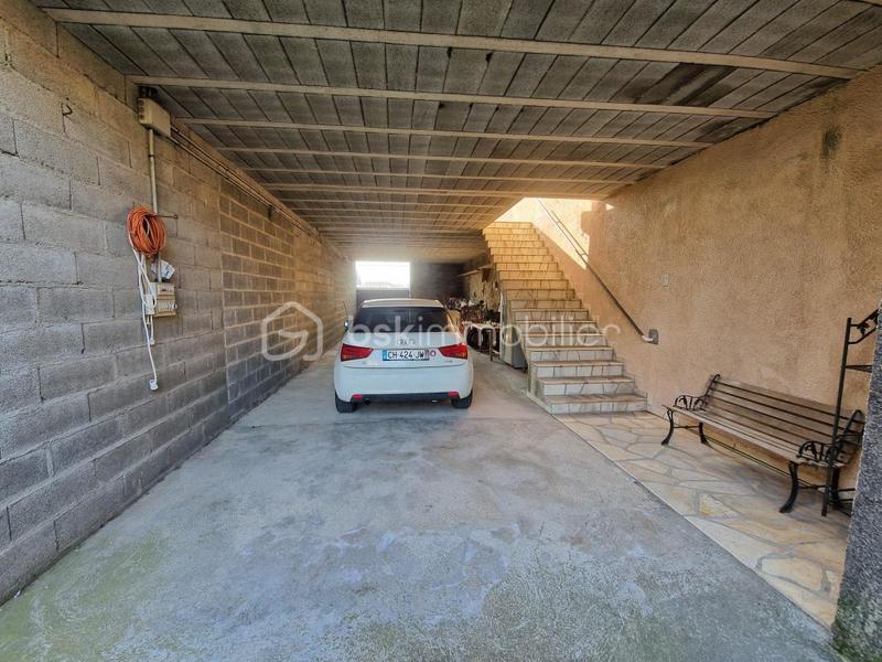 Maison - 336 m² - 15 pièces