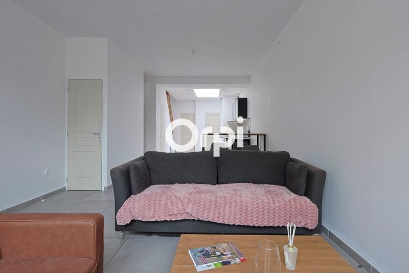 Maison - 95 m² - 5 pièces