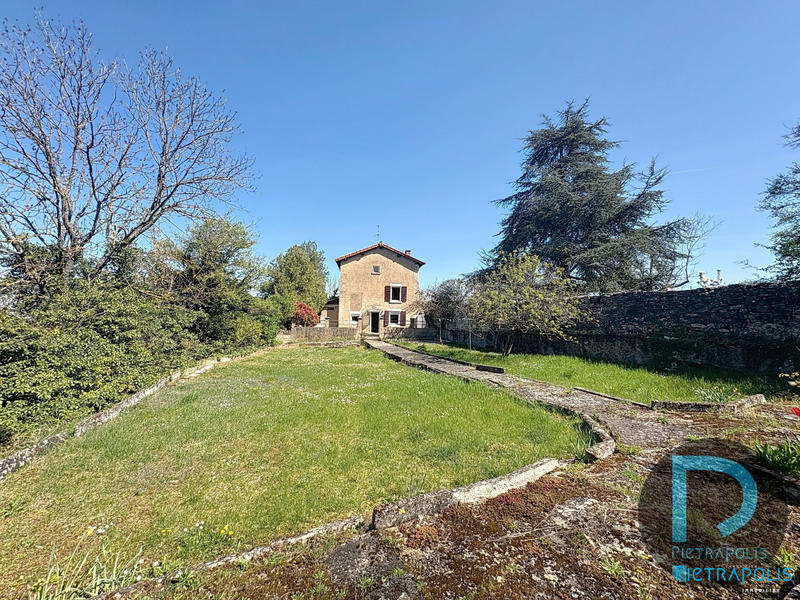 Maison ancienne - 250 m² - 7 pièces