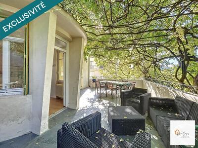 Maison - 160 m² - 8 pièces