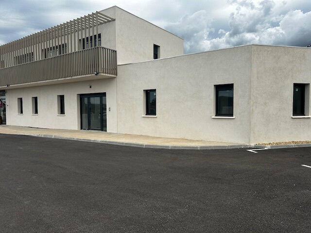 Local commercial - 134 m²