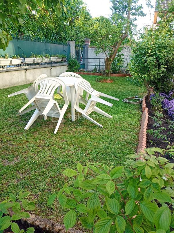 Maison - 110 m² - 6 pièces