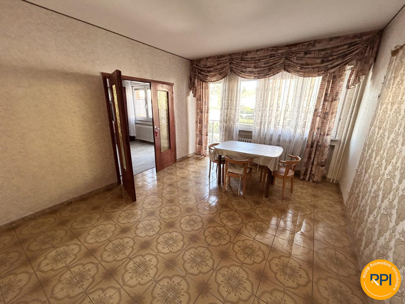 Maison - 206 m² - 10 pièces