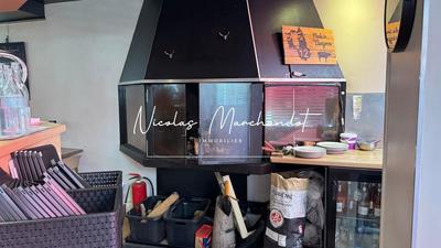 Local commercial - 150 m² - 3 pièces