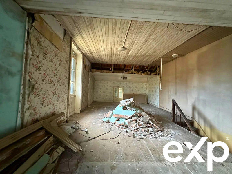 Maison traditionnelle - 75 m² - 2 pièces