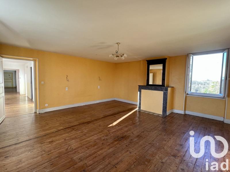 Maison - 260 m² - 7 pièces