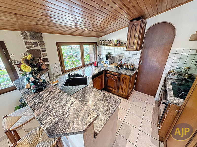 Maison - 155 m² - 6 pièces