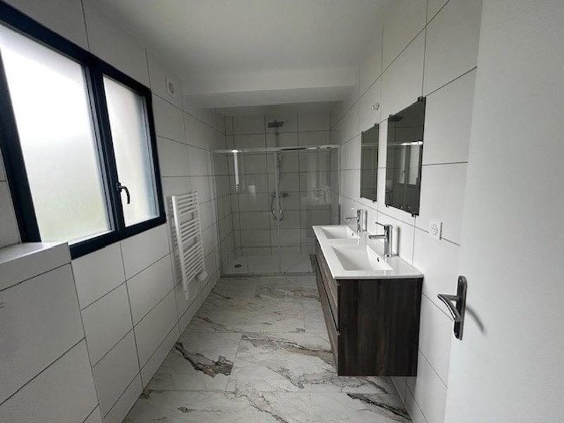 Maison - 170 m² - 6 pièces