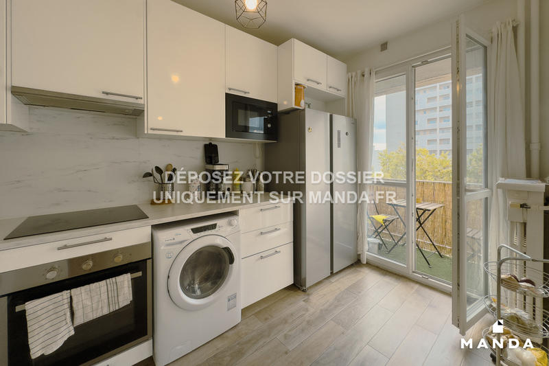 Chambre - 14 m² - 7 pièces