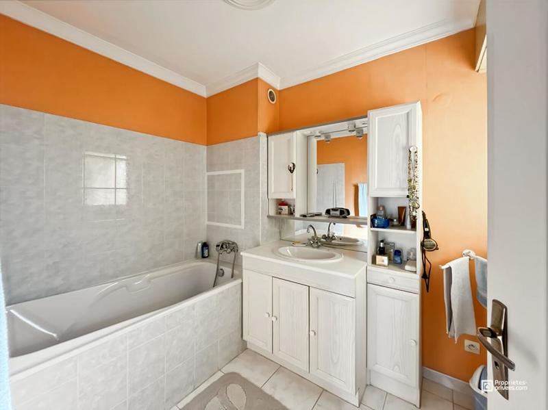 Maison - 106 m² - 5 pièces