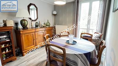 Appartement - 79 m² - 4 pièces