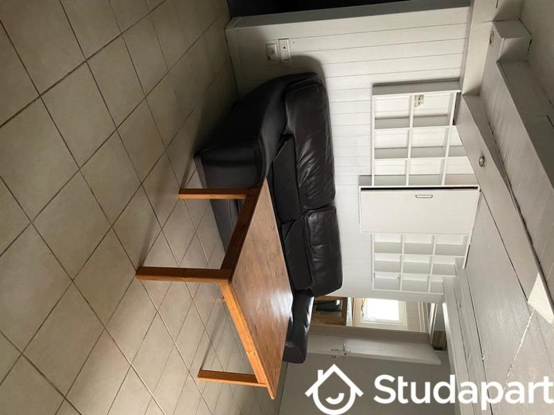 Chambre - 14 m² - 1 pièce