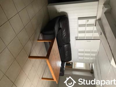 Chambre - 14 m² - 1 pièce