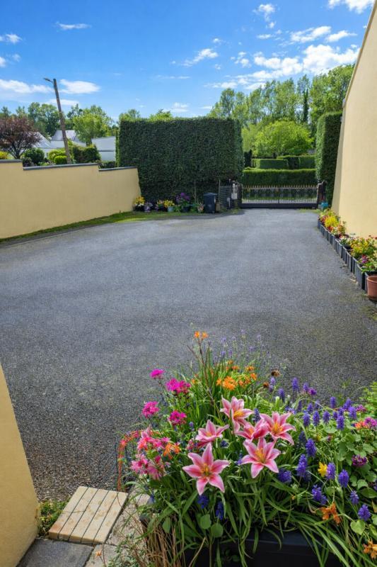 Maison - 220 m² - 6 pièces