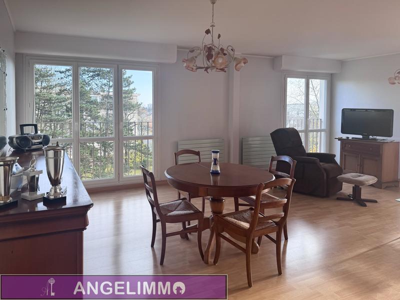 Appartement - 86 m² - 4 pièces