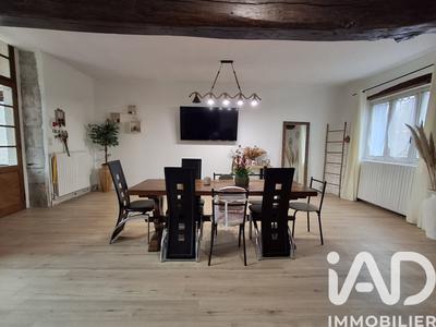 Maison - 161 m² - 7 pièces