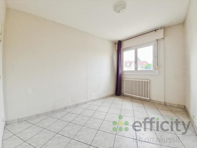 Appartement - 80 m² - 4 pièces