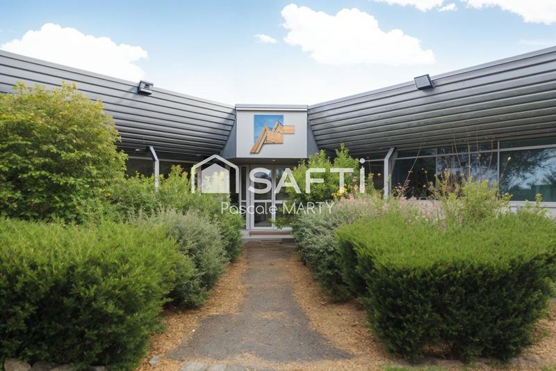 Local commercial - 697 m² - 16 pièces