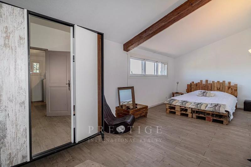 Villa - 192 m² - 7 pièces