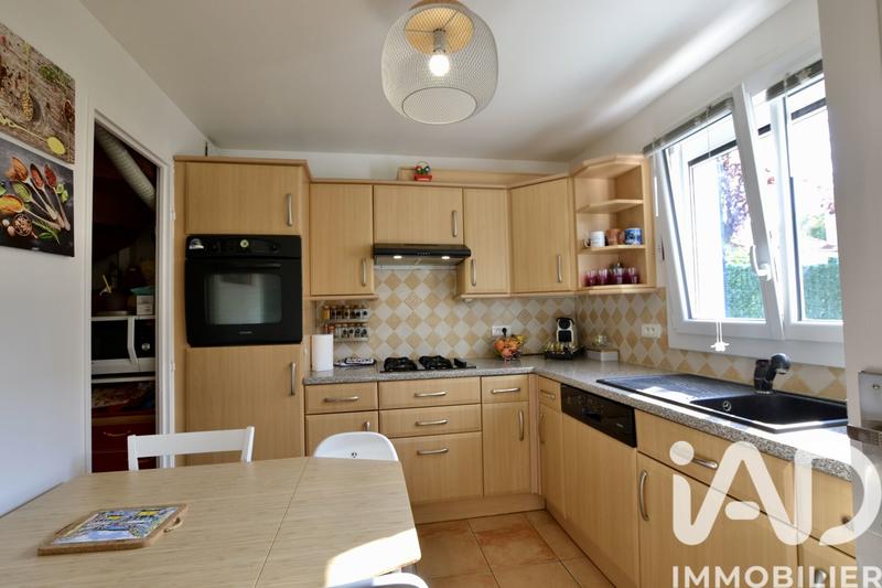 Maison - 90 m² - 6 pièces