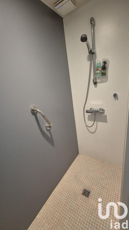 Maison - 99 m² - 5 pièces