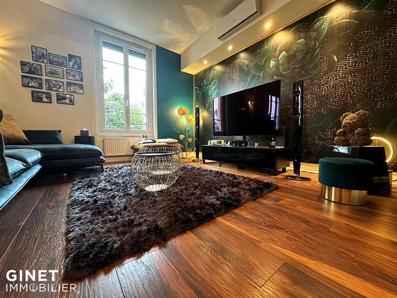 Appartement - 138 m² - 5 pièces